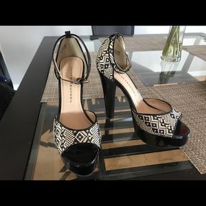 Chinese Laundry Leather Open Toe Sandals